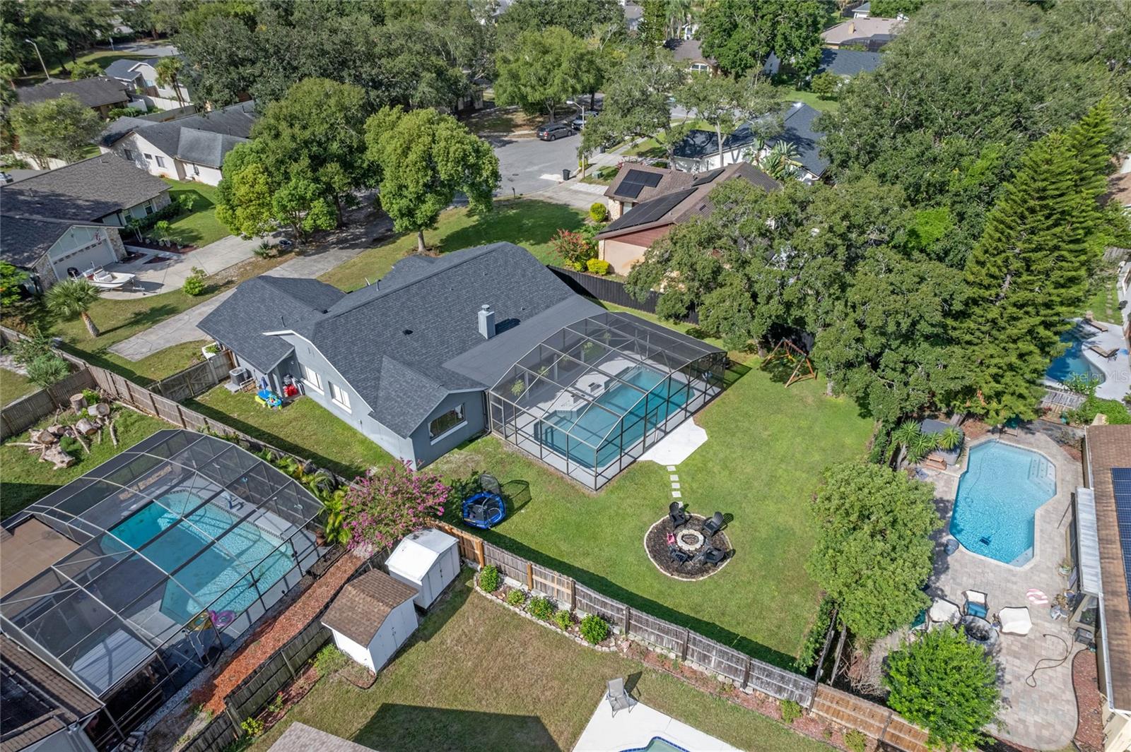 939 Blueberry Hollow Ct