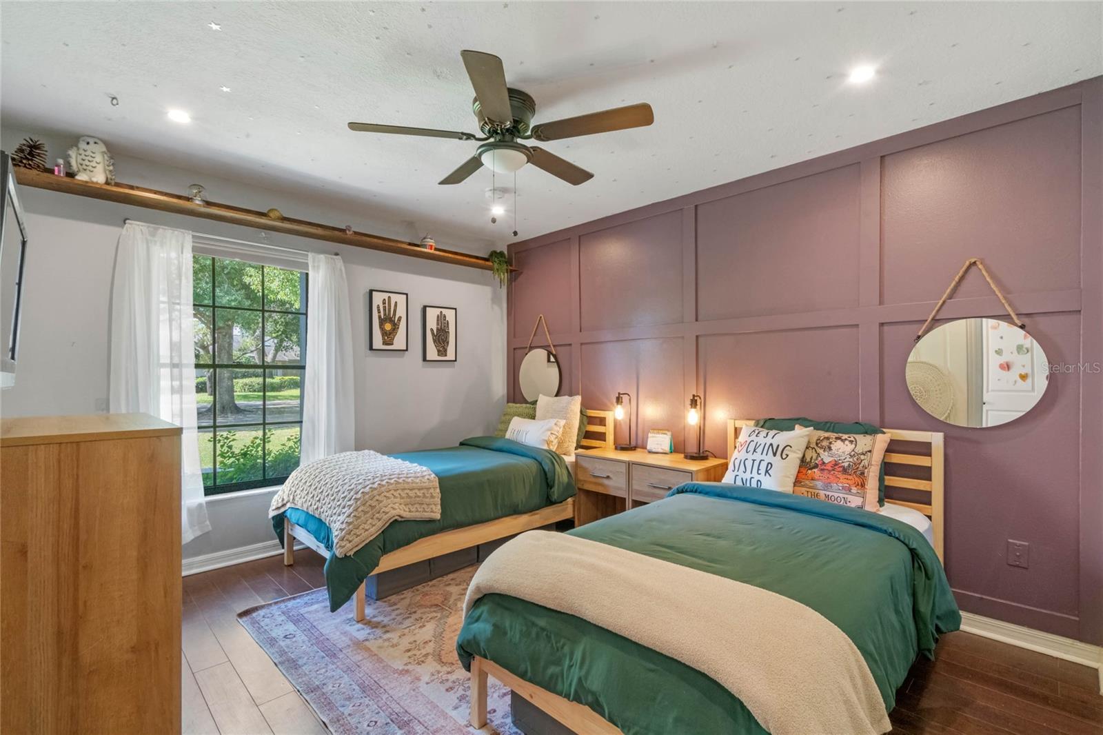 939 Blueberry Hollow Ct