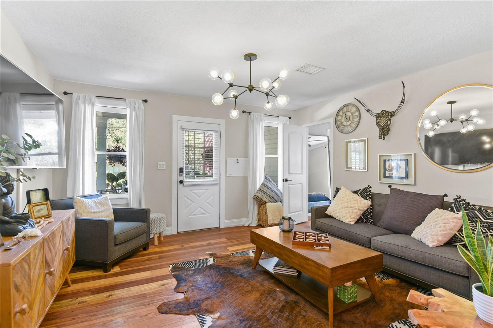 1414 Pinecrest Pl