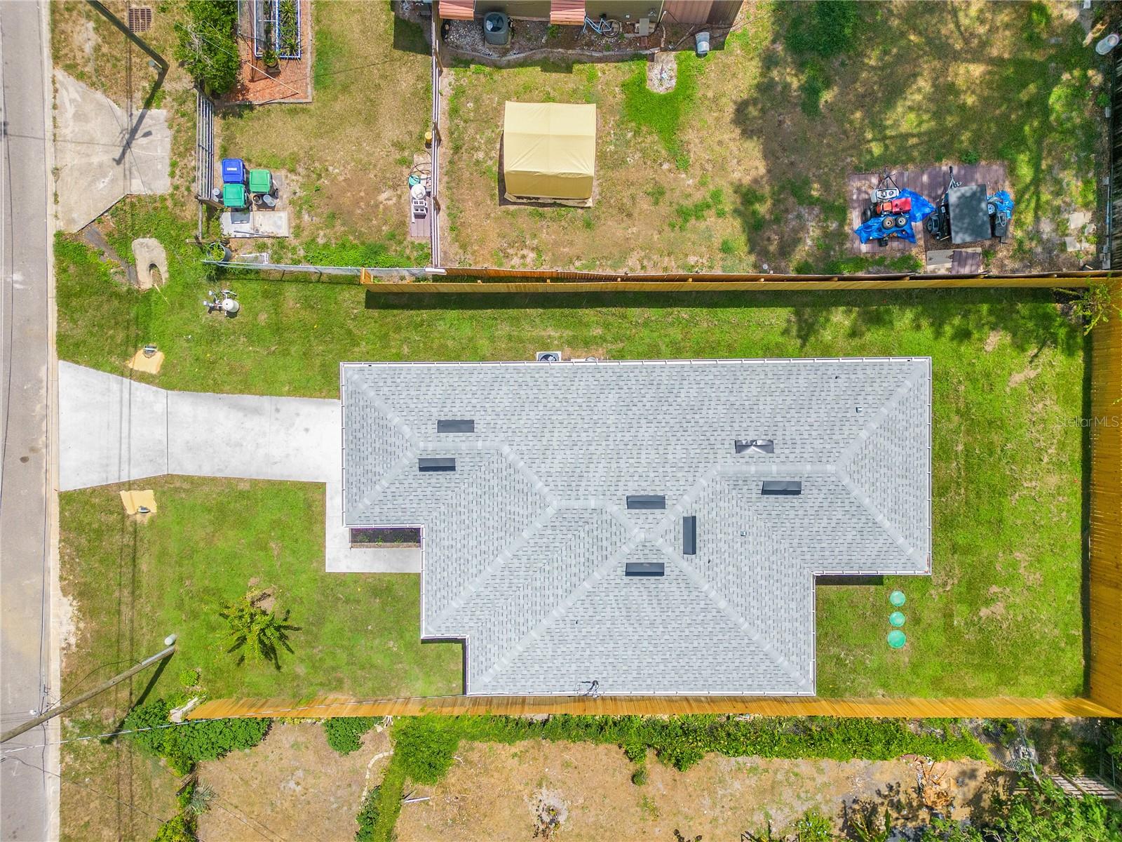 3652 Glover Ln