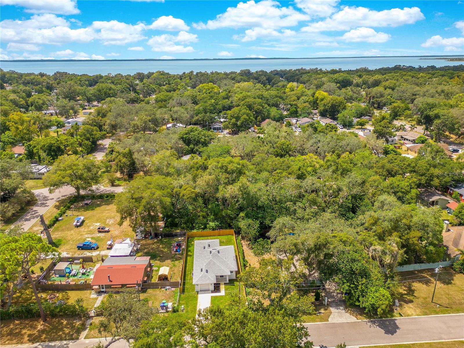 3652 Glover Ln