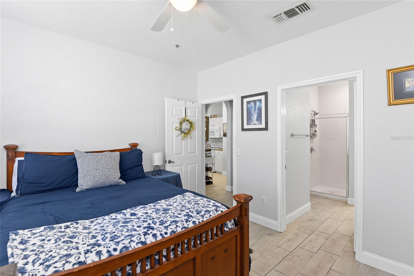 860 N Orange Ave #373