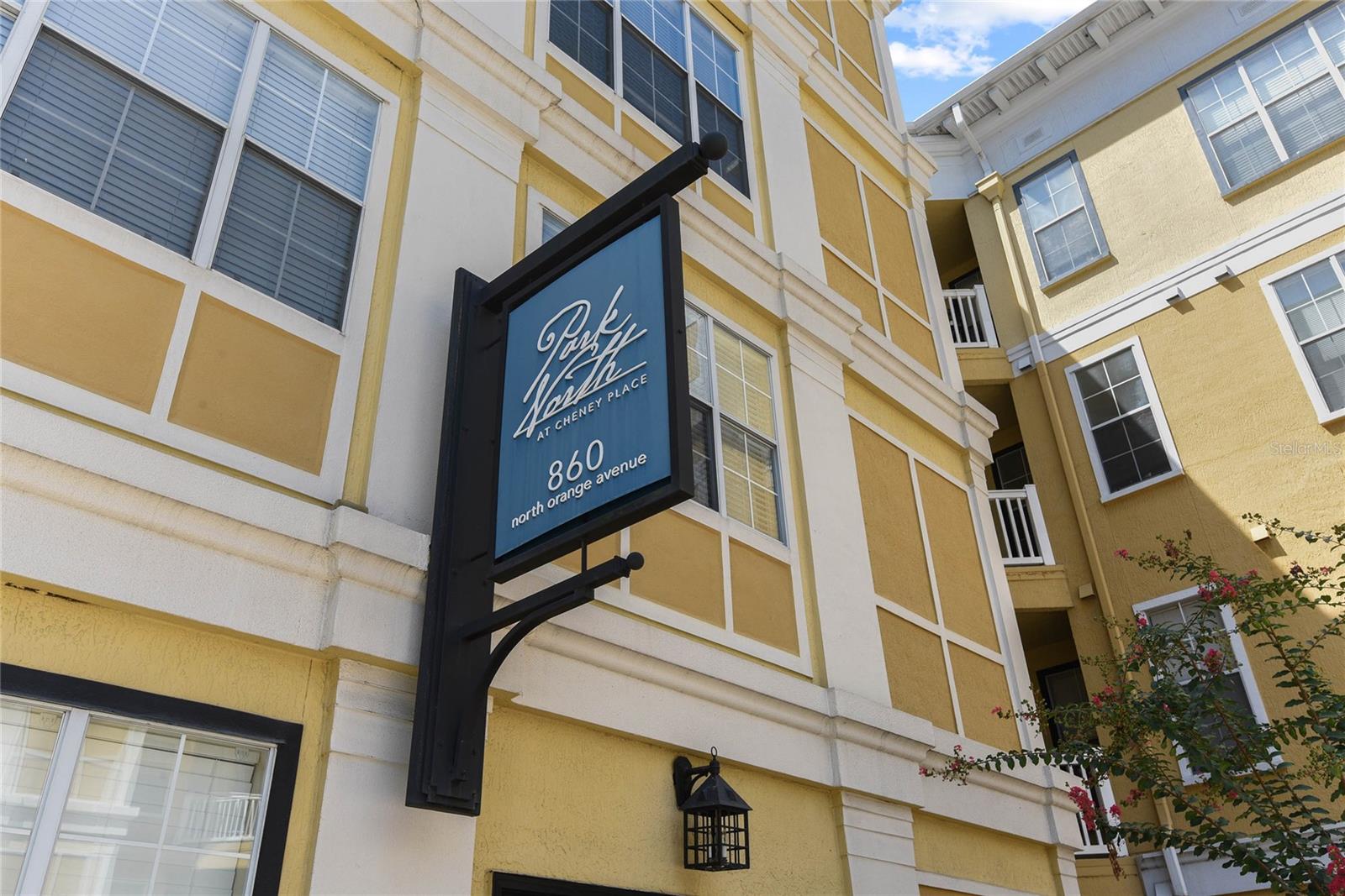 860 N Orange Ave #373