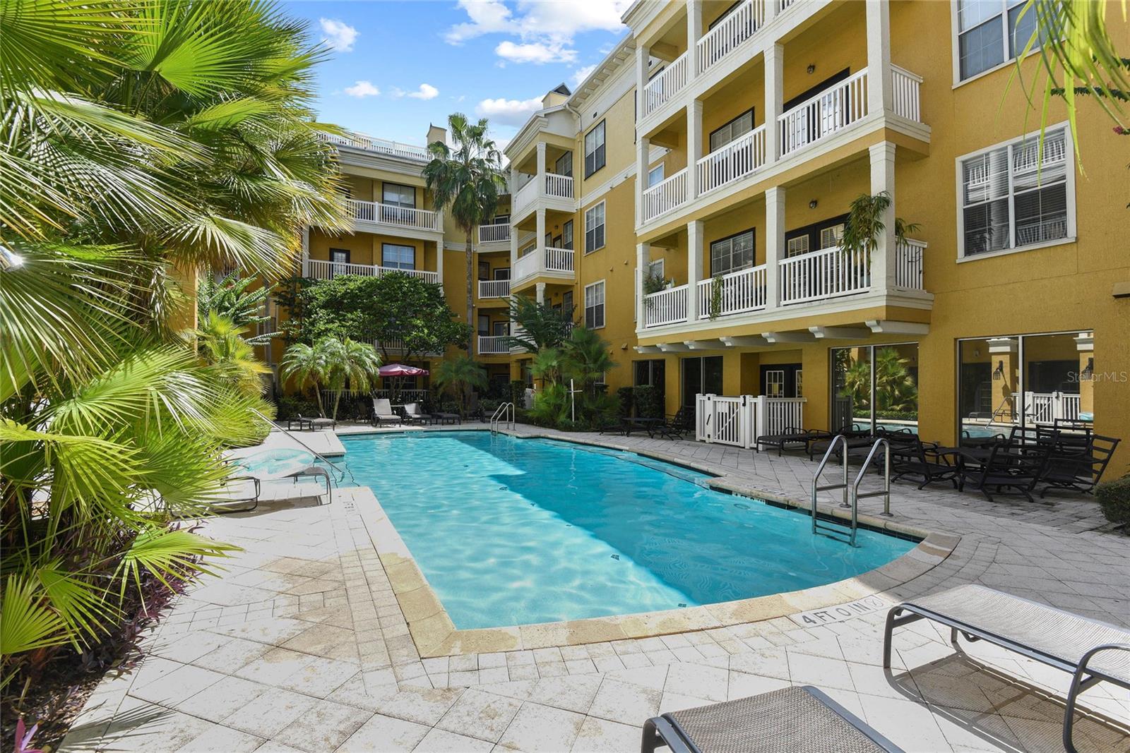 860 N Orange Ave #373