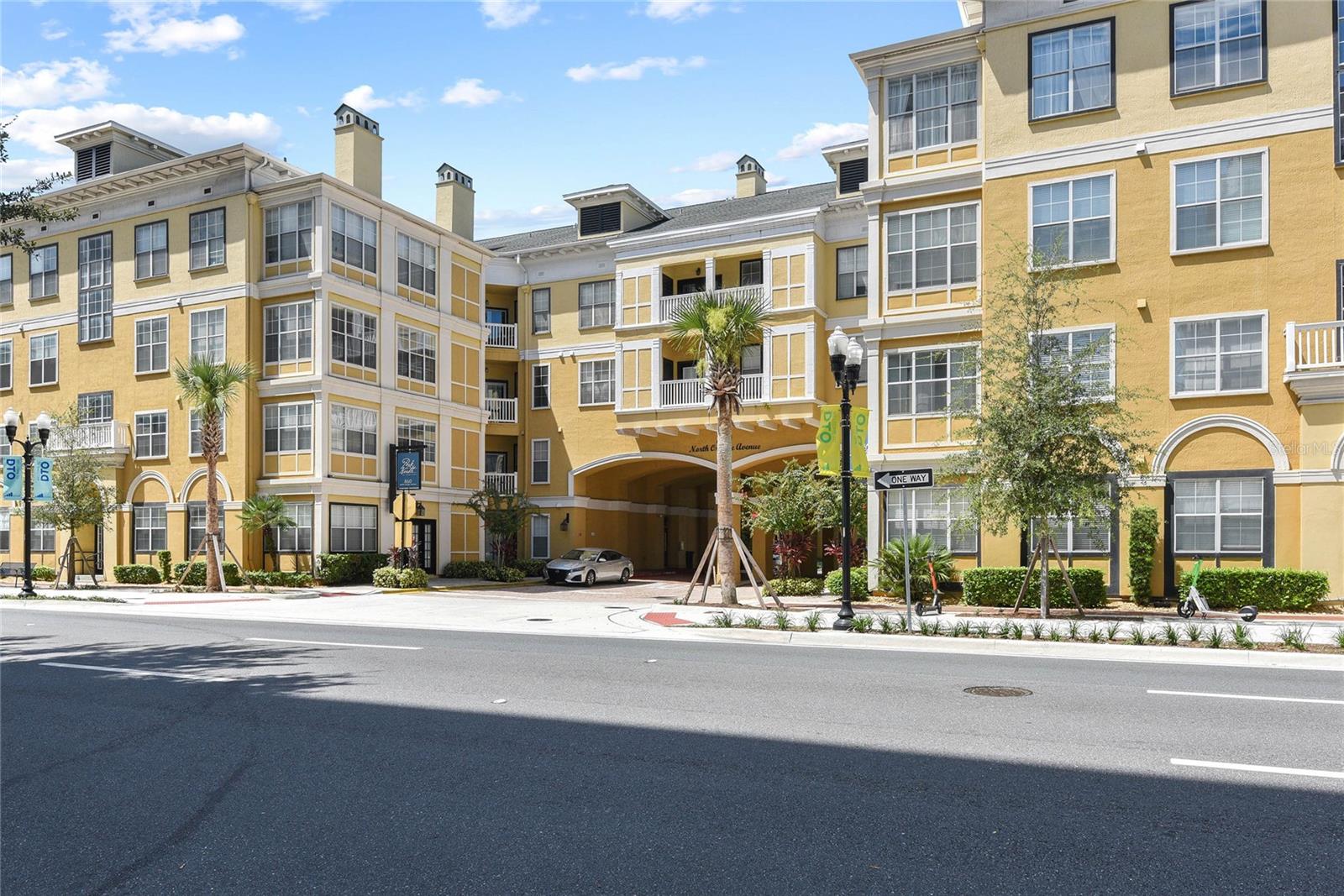 860 N Orange Ave #373