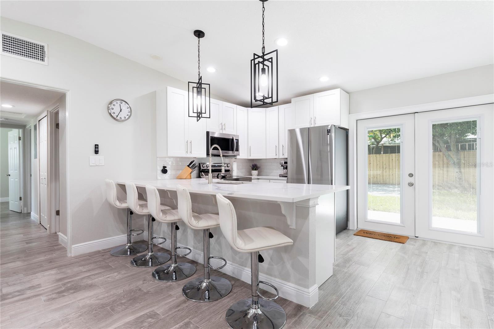4020 Ibis Dr