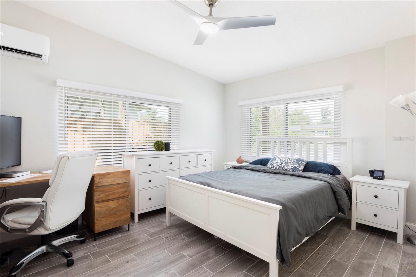 4020 Ibis Dr