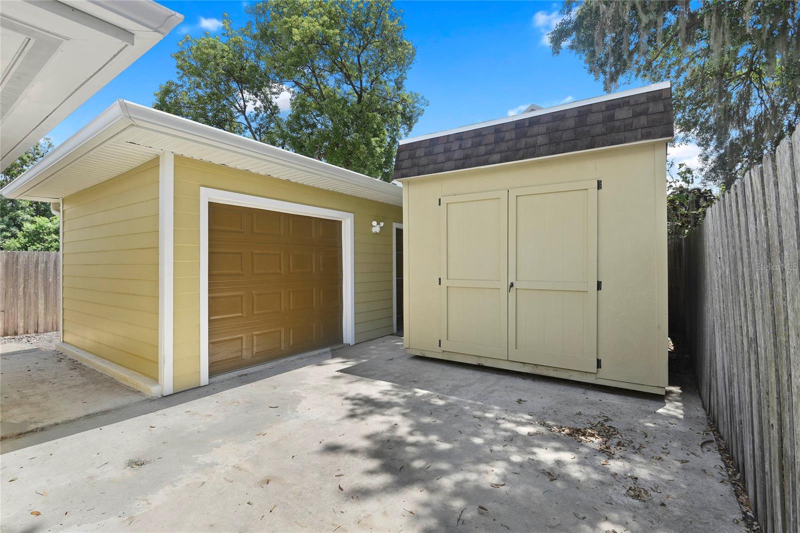 1609 Alden Rd