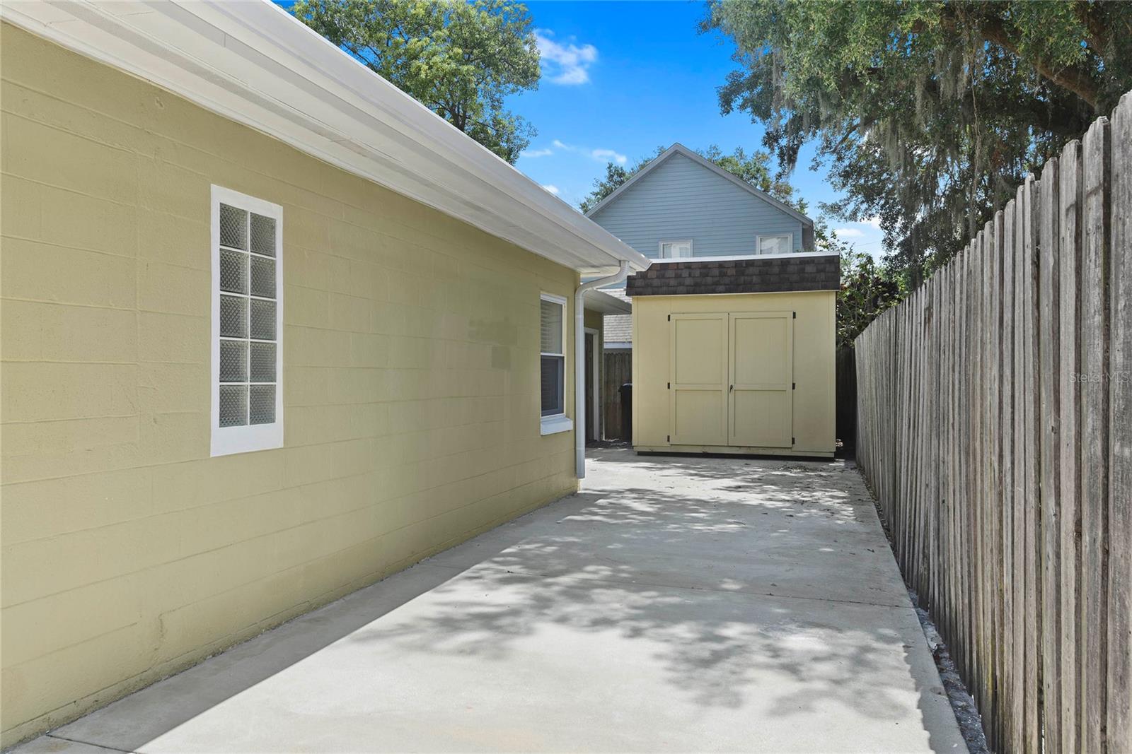 1609 Alden Rd