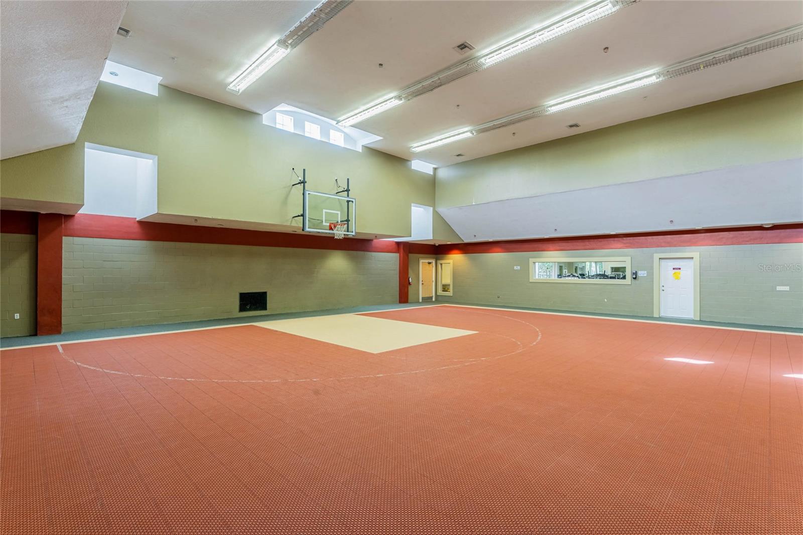 827 Camargo Way #311