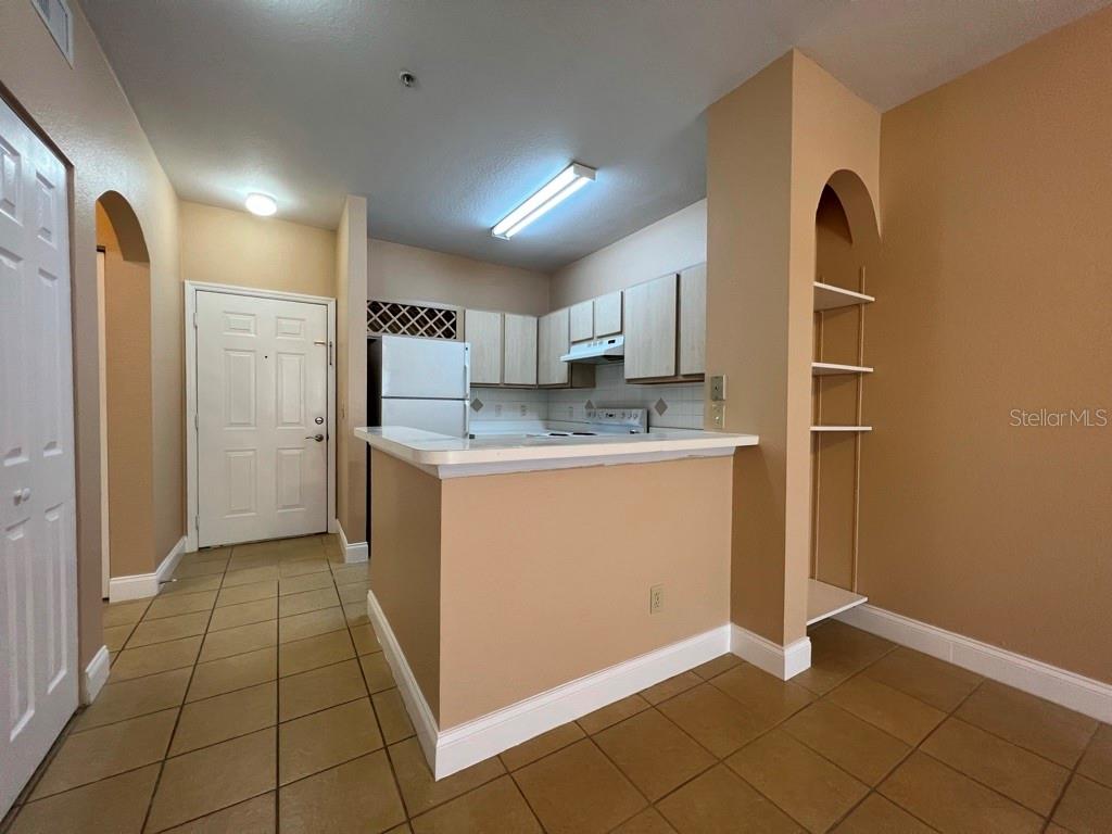 827 Camargo Way #311