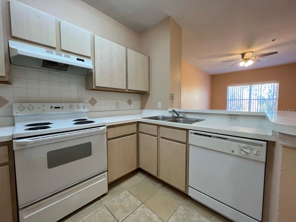 827 Camargo Way #311