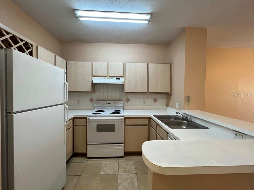 827 Camargo Way #311