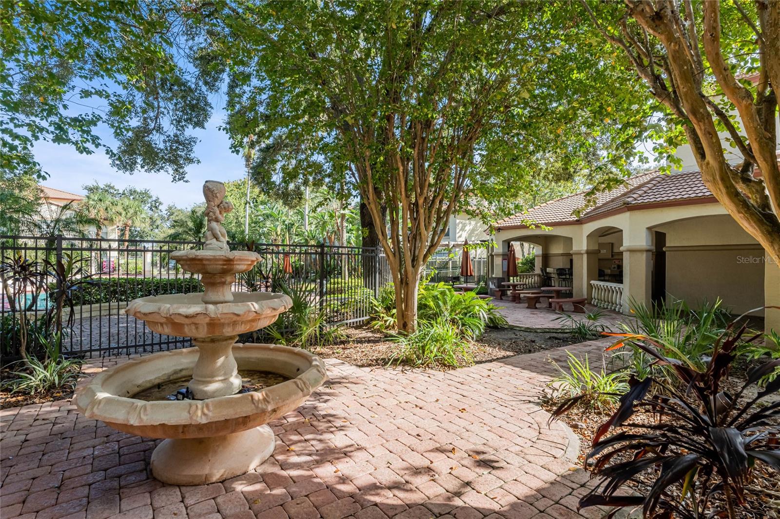 827 Camargo Way #311