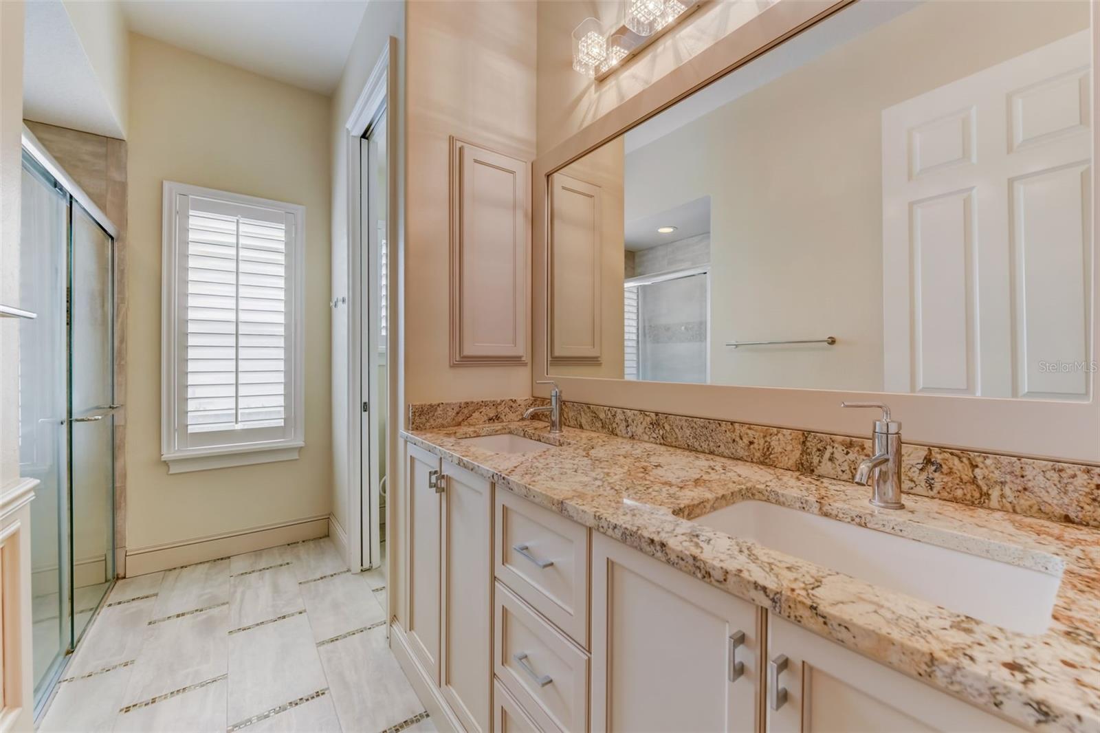 6245 Lake Burden View Dr