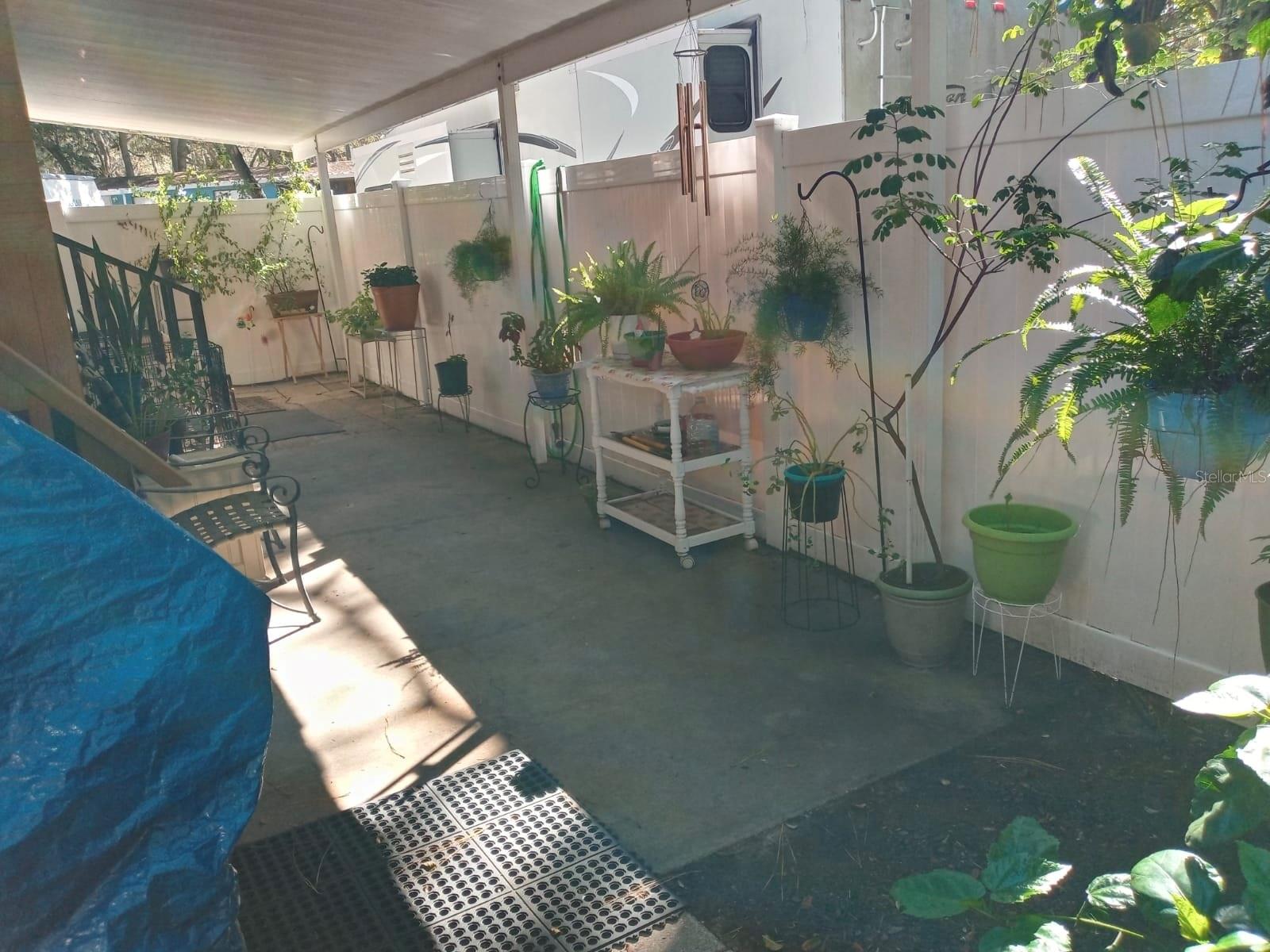 3000 Clarcona Rd #524