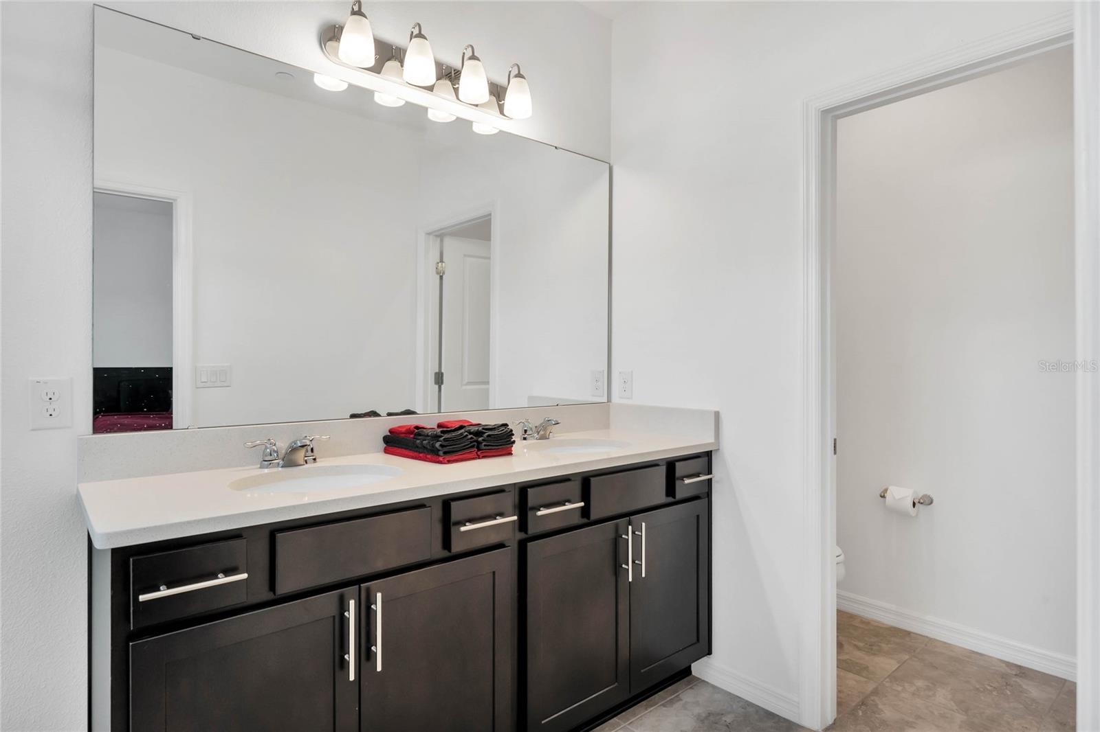 10521 Spring Arbor Ln