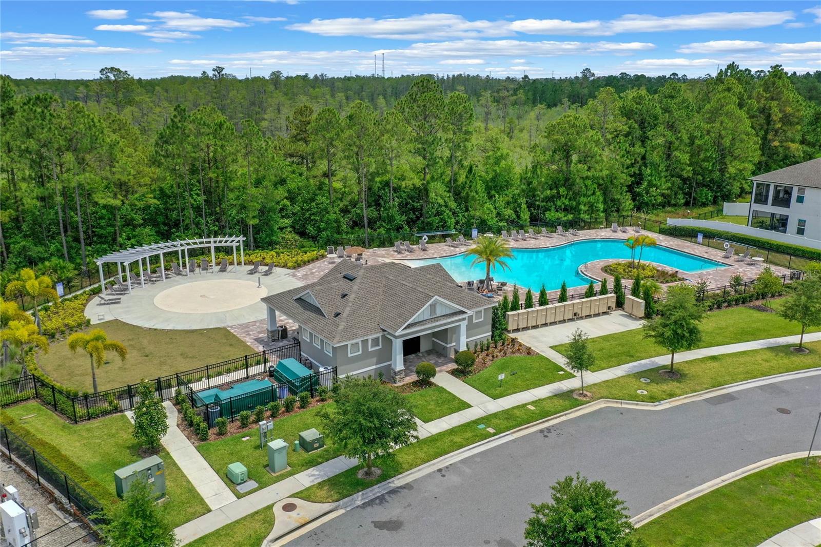 10521 Spring Arbor Ln