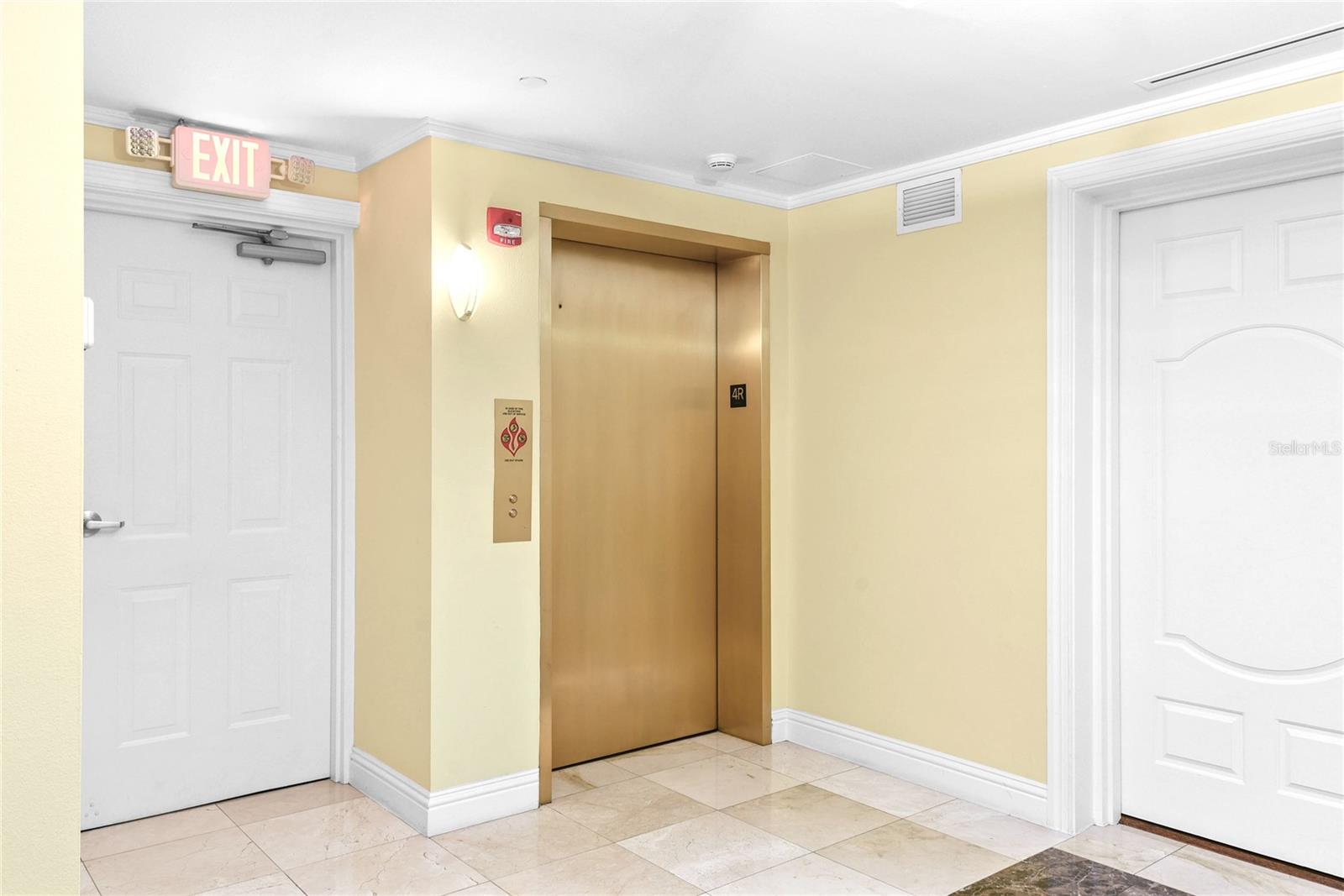 200 S Interlachen Ave #450