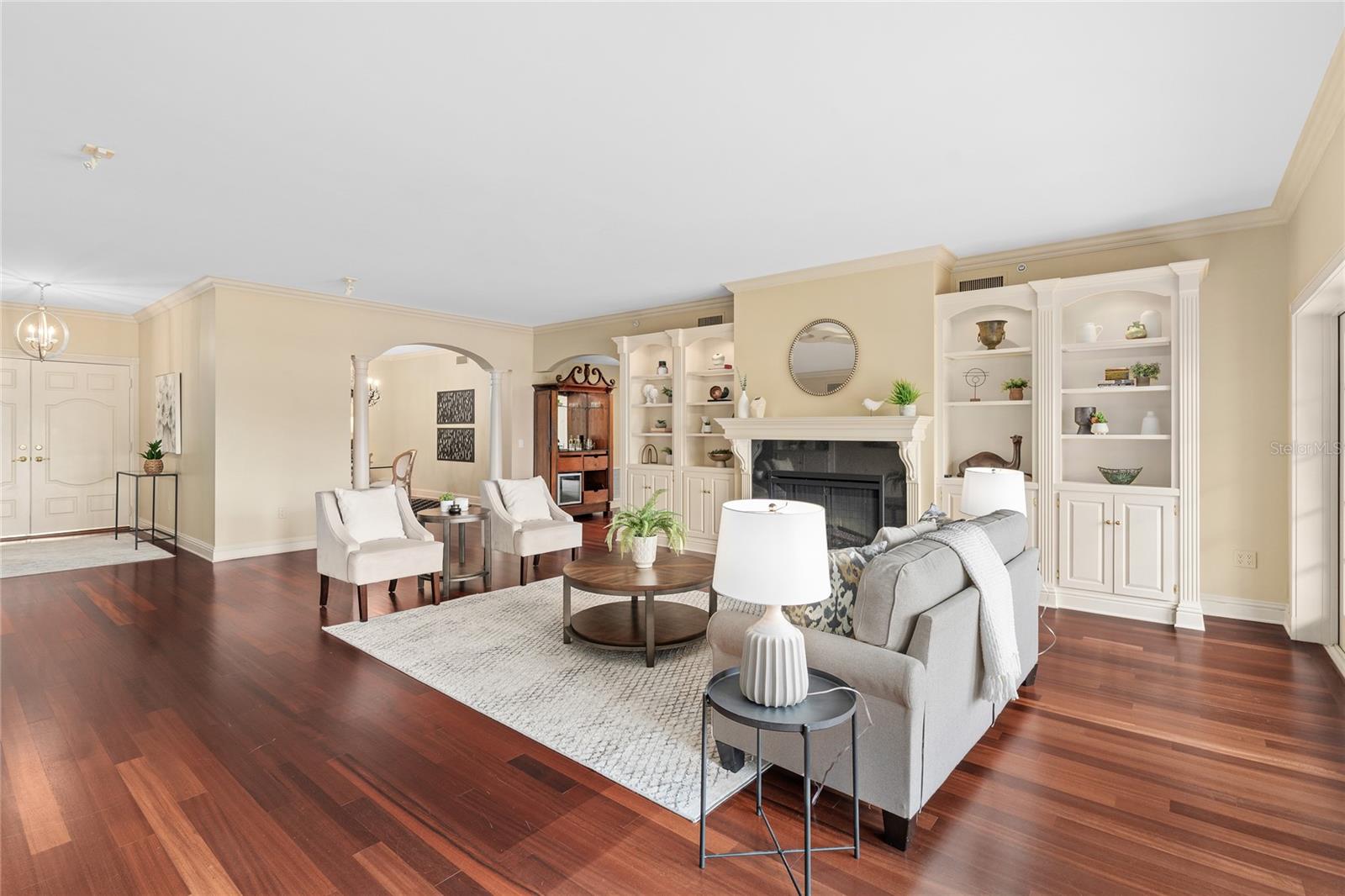 200 S Interlachen Ave #450
