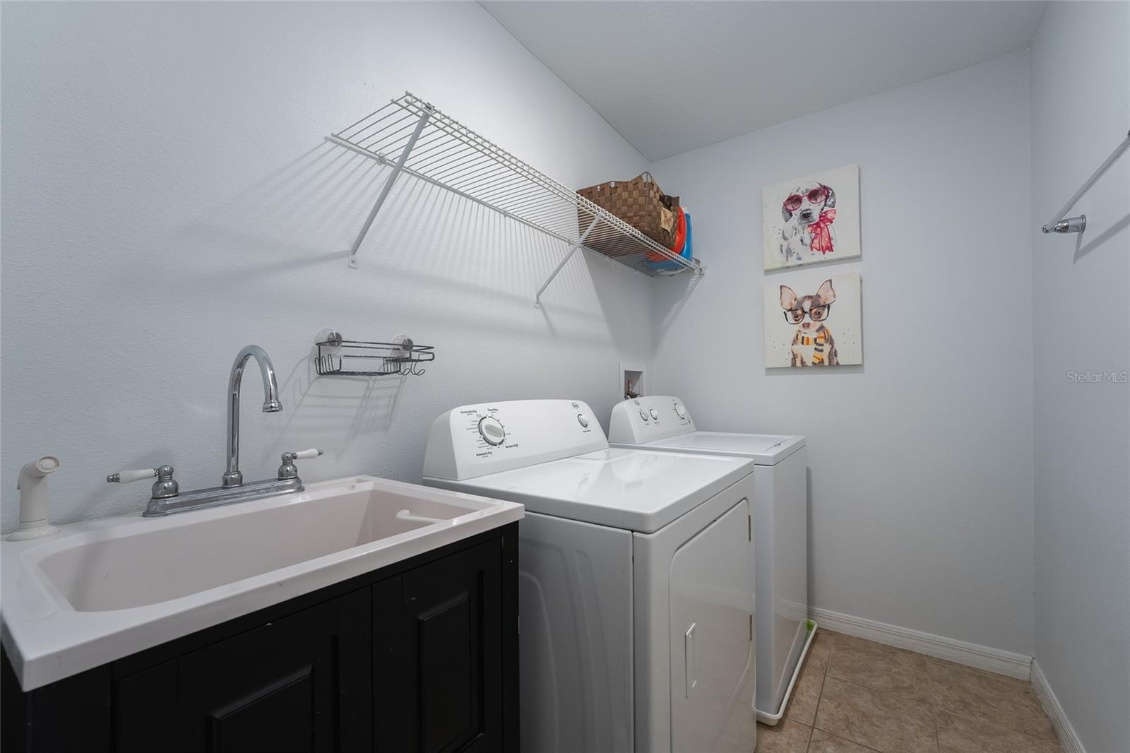 6382 Golden Dewdrop Trl