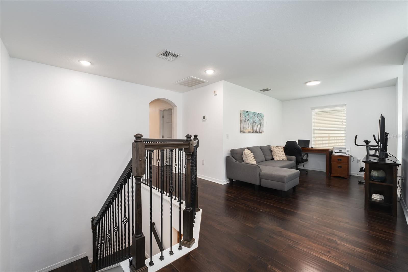 6382 Golden Dewdrop Trl