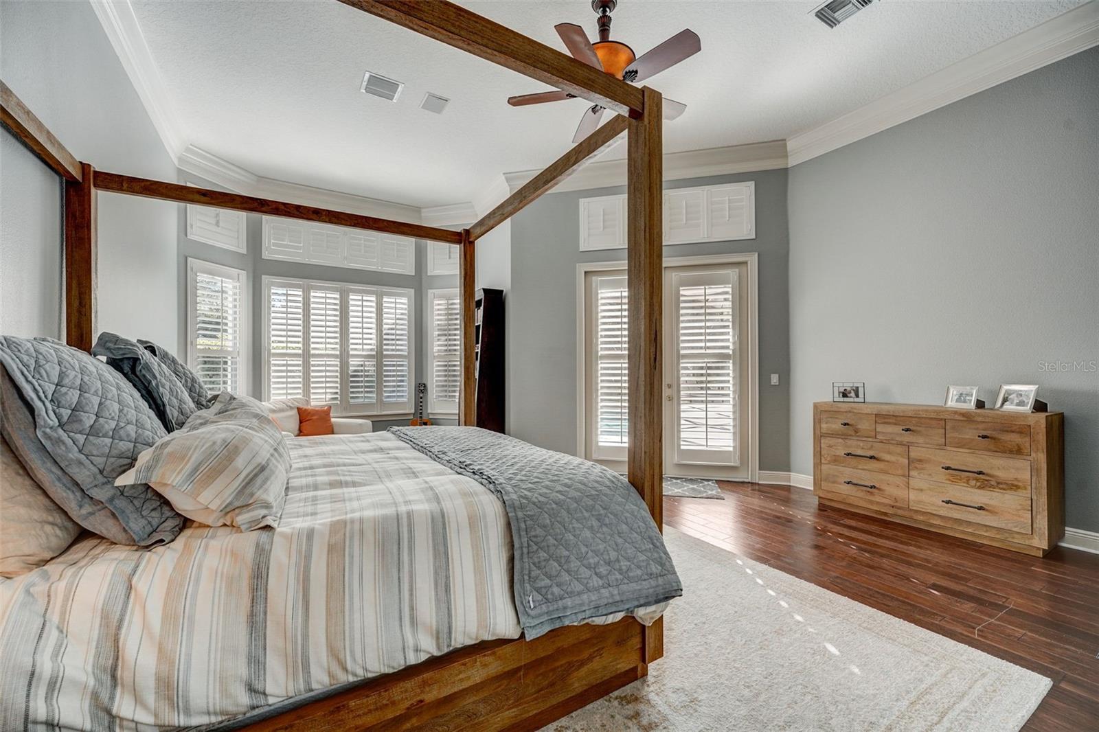 4090 Bermuda Grove Pl