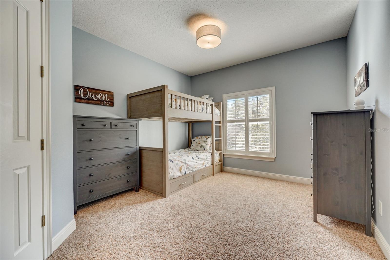 4090 Bermuda Grove Pl