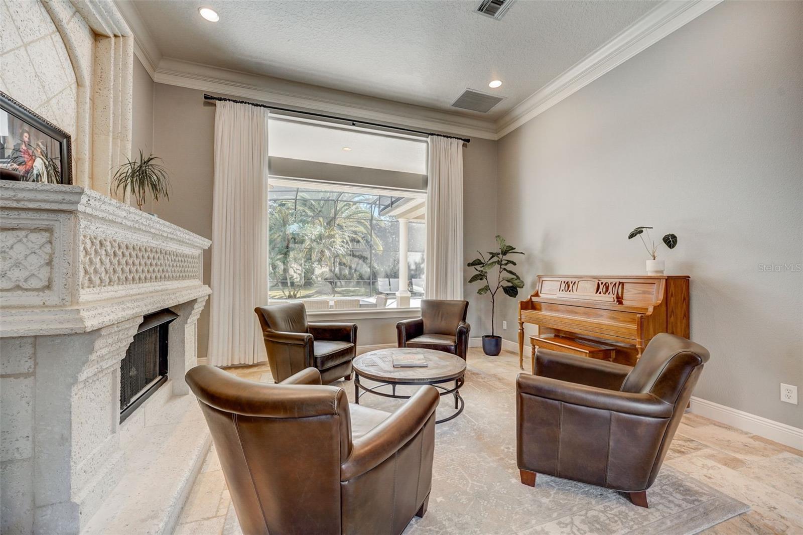 4090 Bermuda Grove Pl