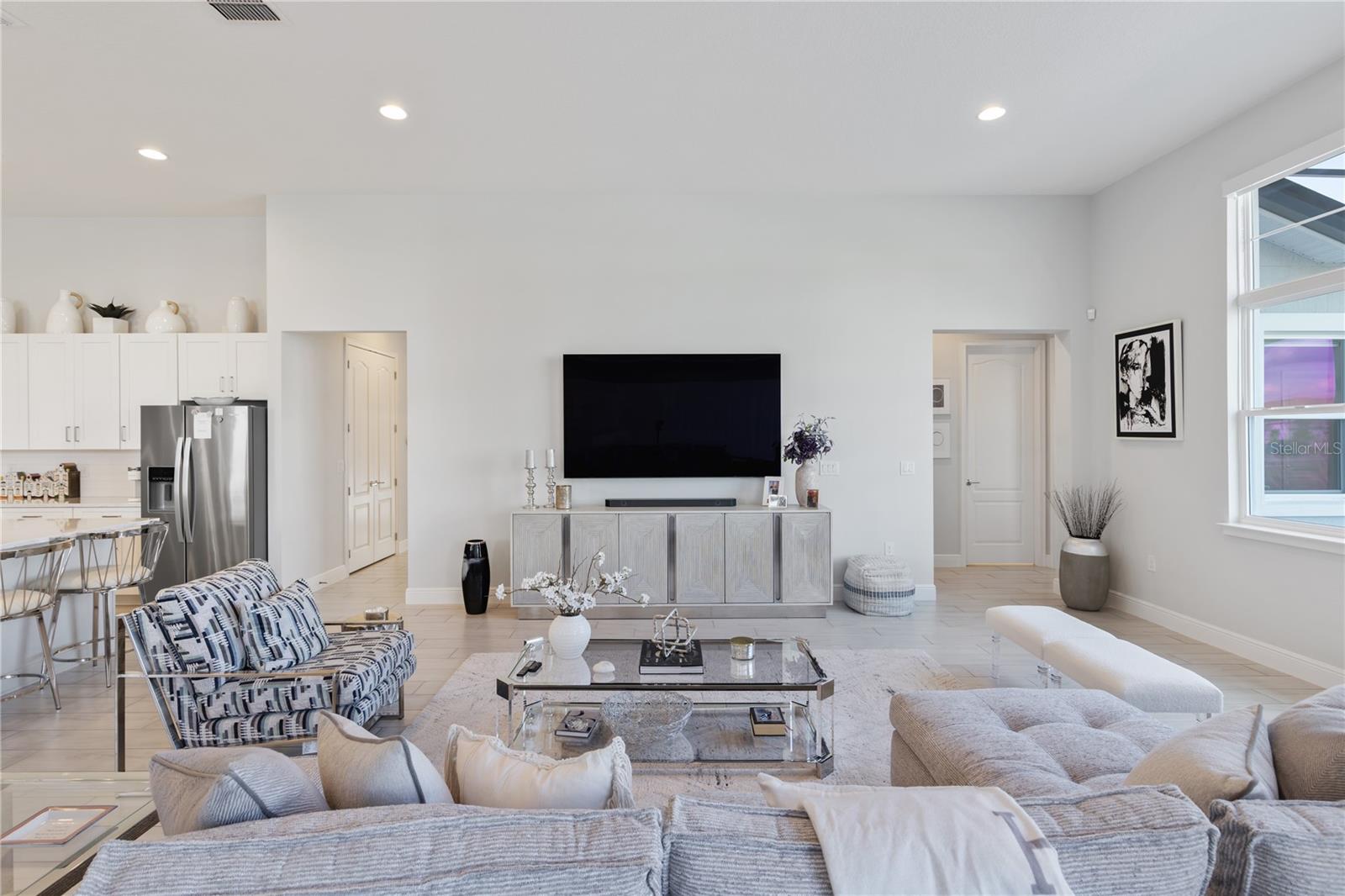 2669 Meadowedge Loop