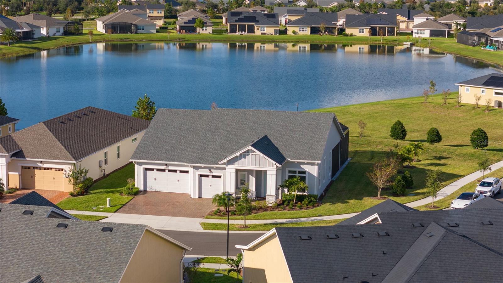 2669 Meadowedge Loop