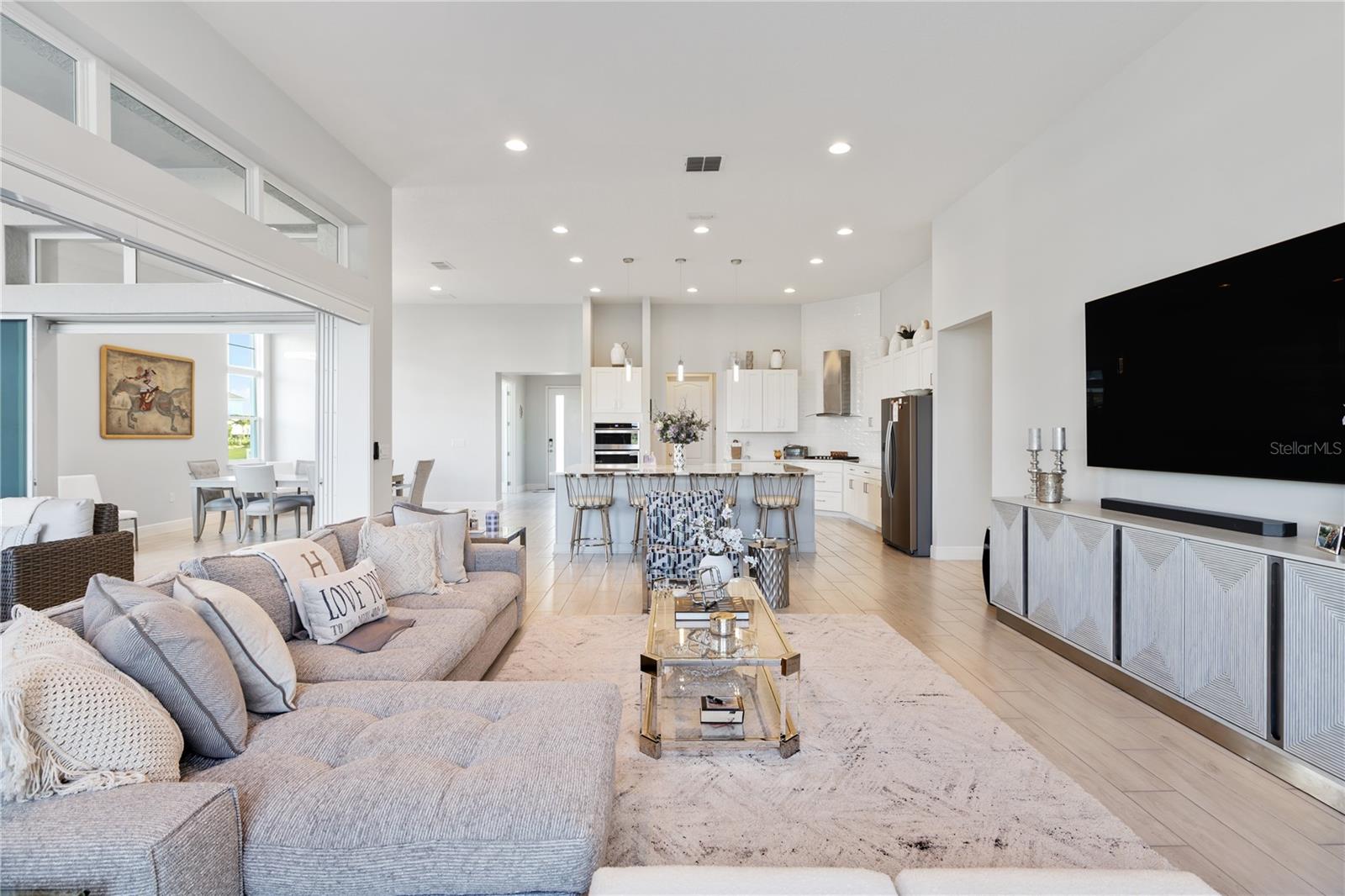 2669 Meadowedge Loop