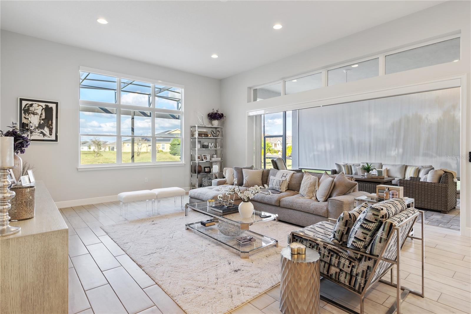 2669 Meadowedge Loop