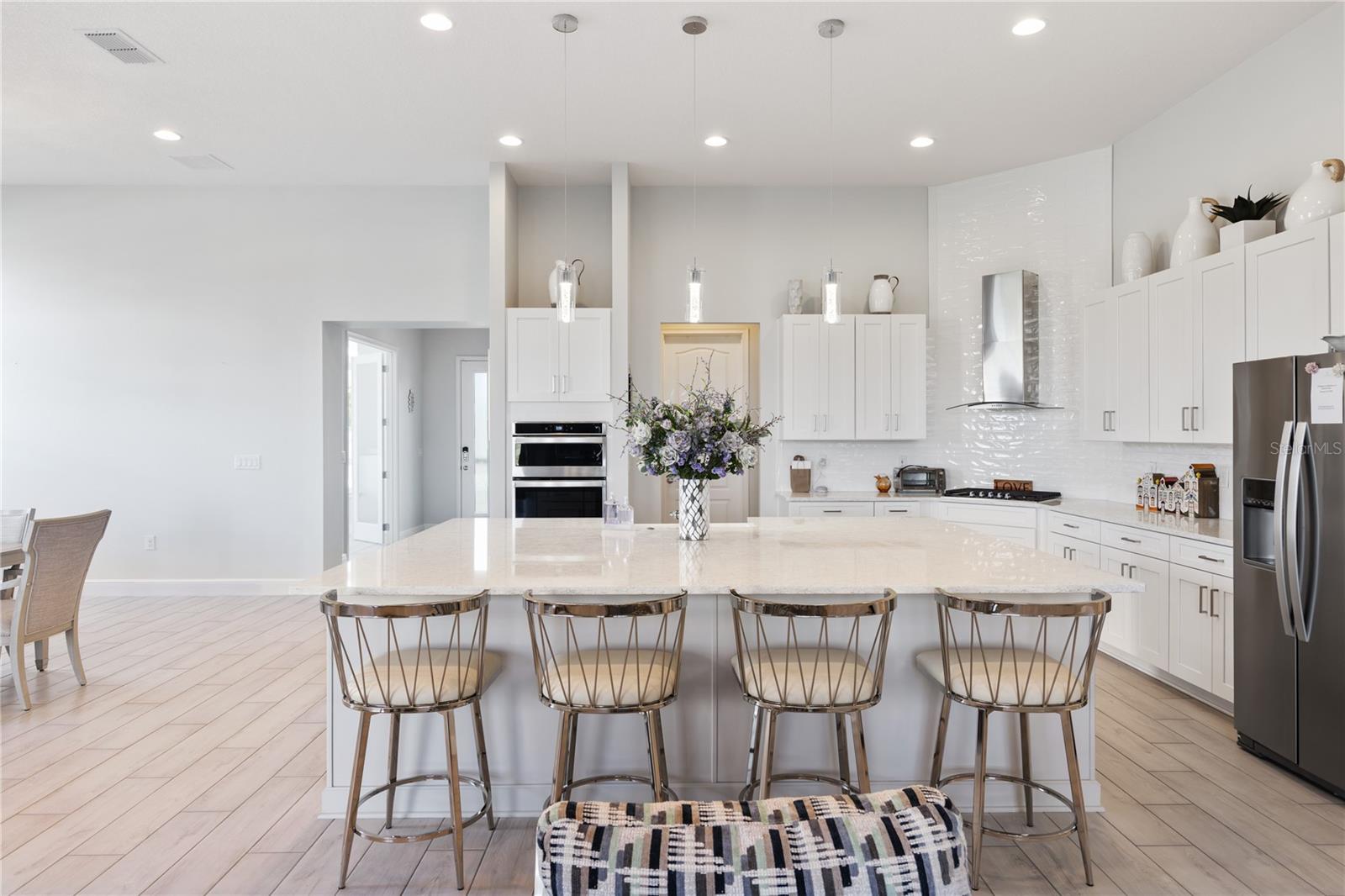 2669 Meadowedge Loop