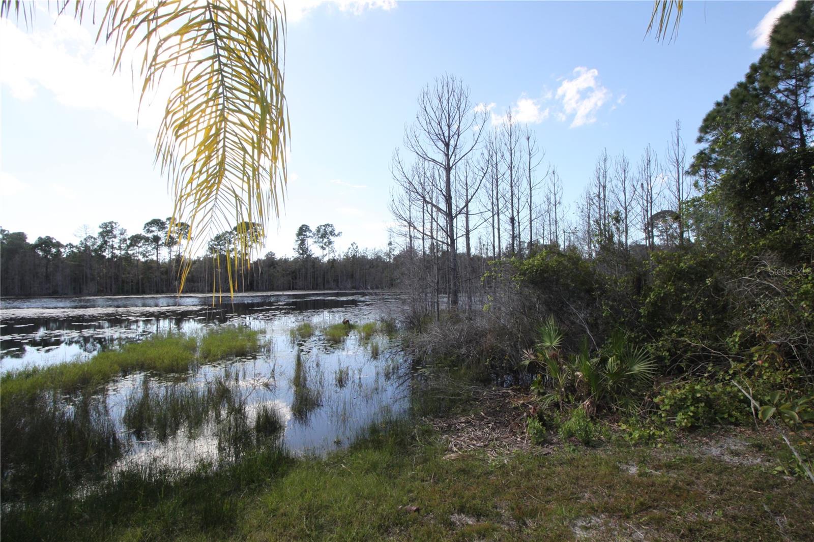 2043 Watersedge Dr NE