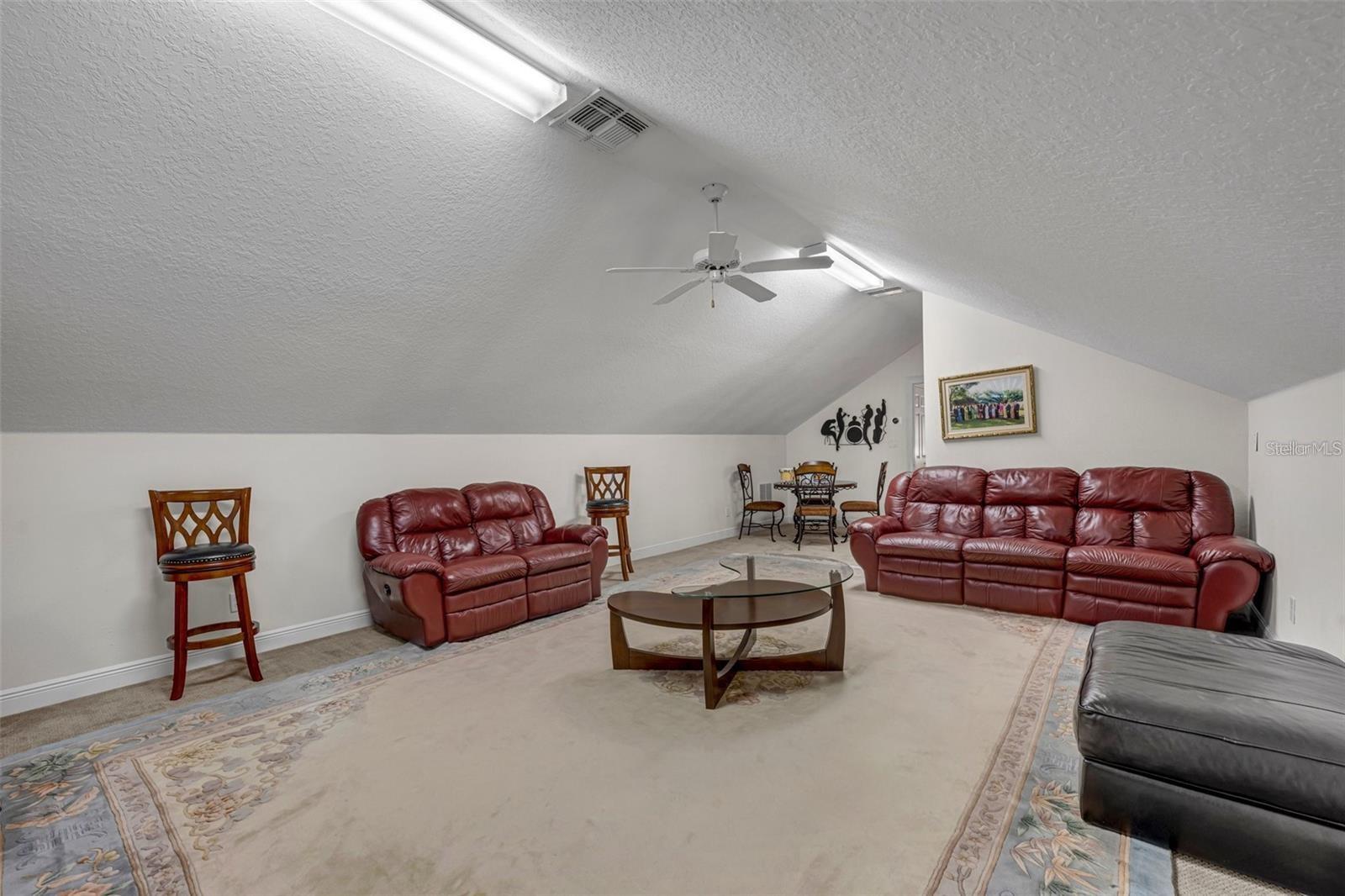 4945 KENSINGTON PARK BLVD