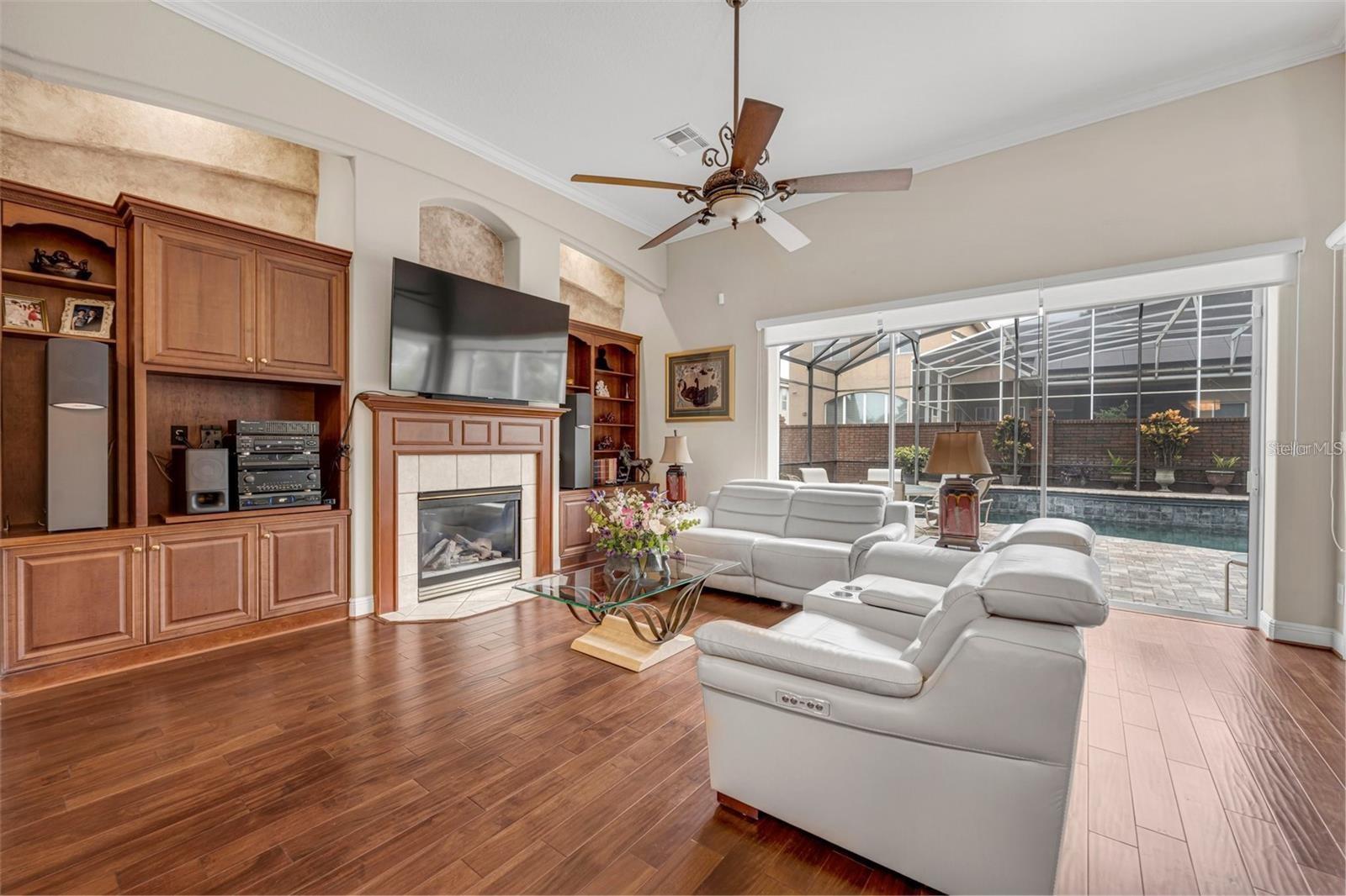 4945 KENSINGTON PARK BLVD