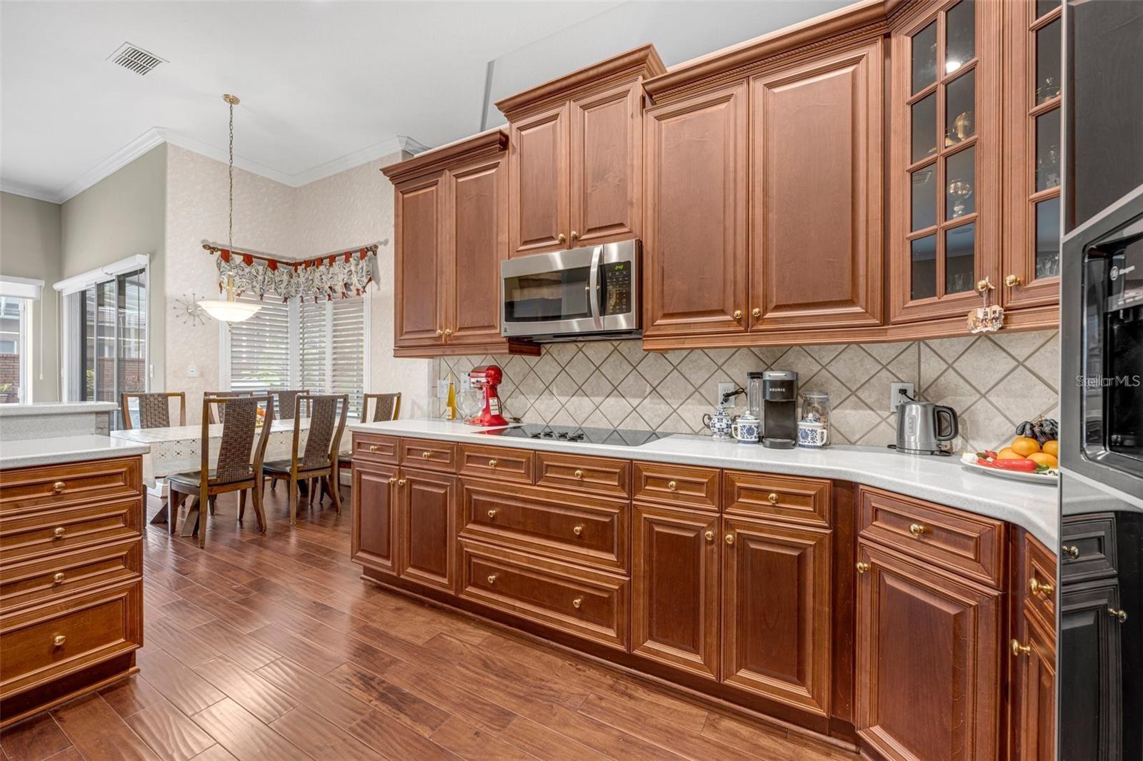 4945 KENSINGTON PARK BLVD