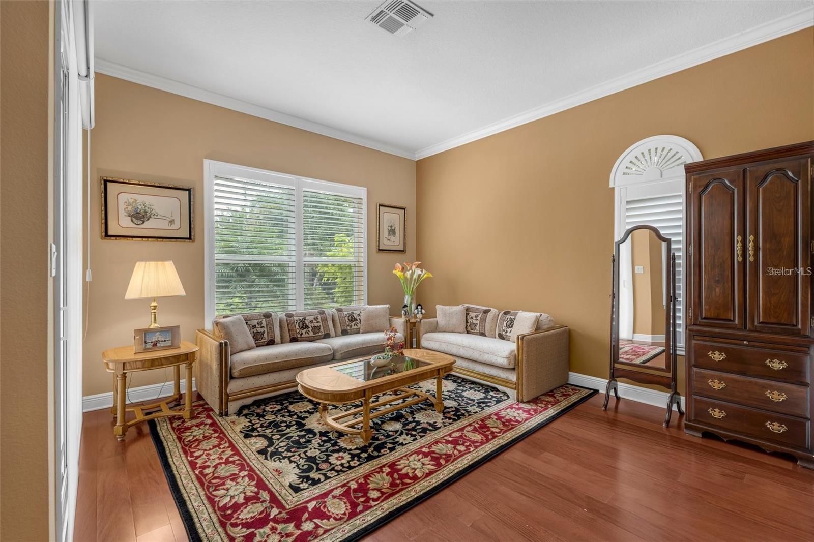 4945 KENSINGTON PARK BLVD