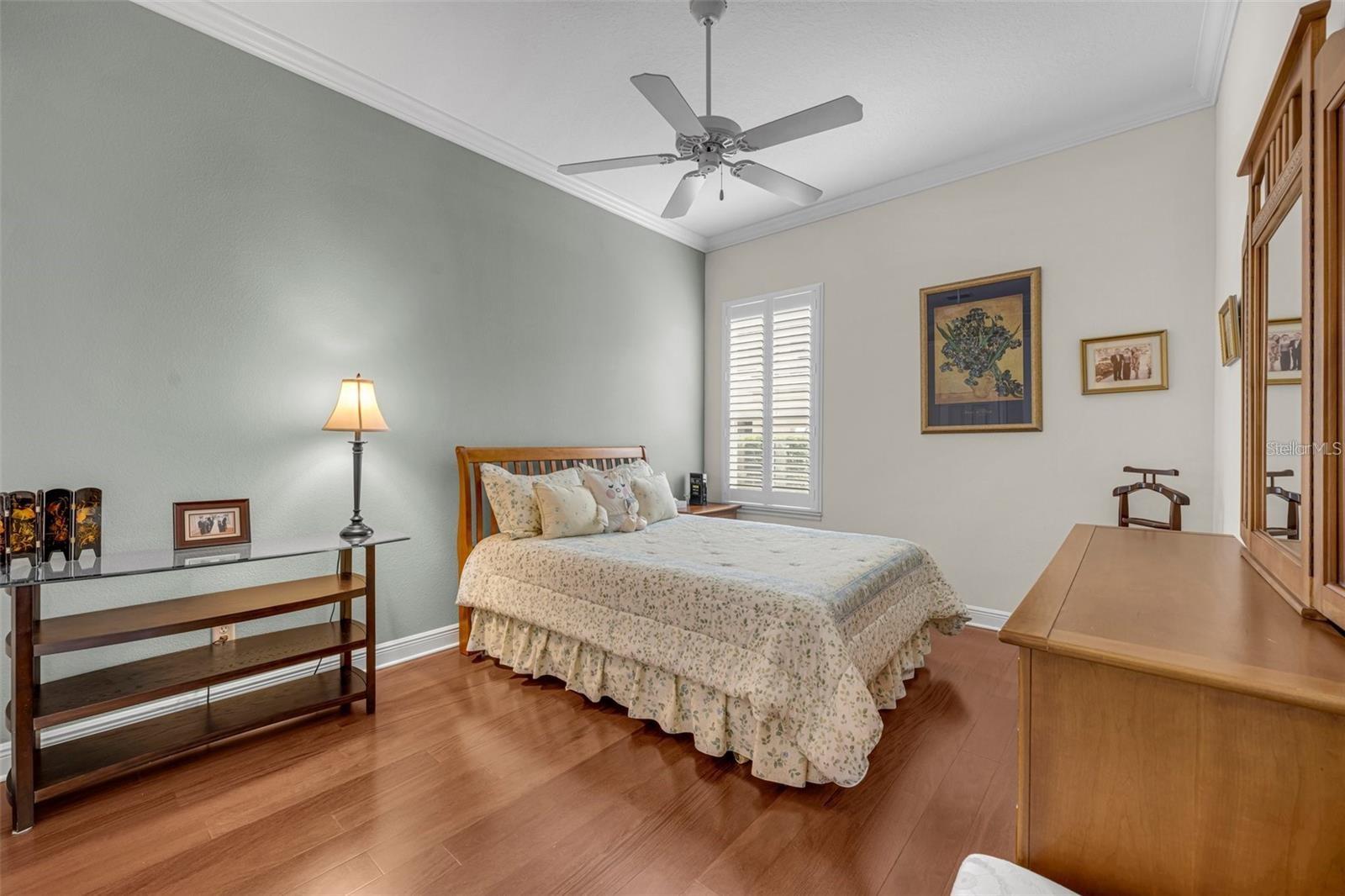 4945 KENSINGTON PARK BLVD