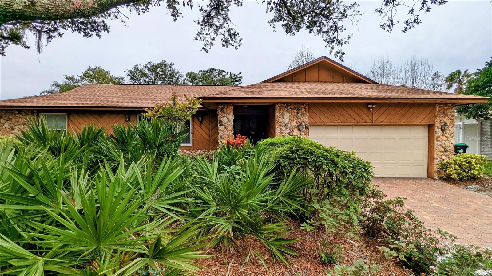 5632 Pitch Pine Dr