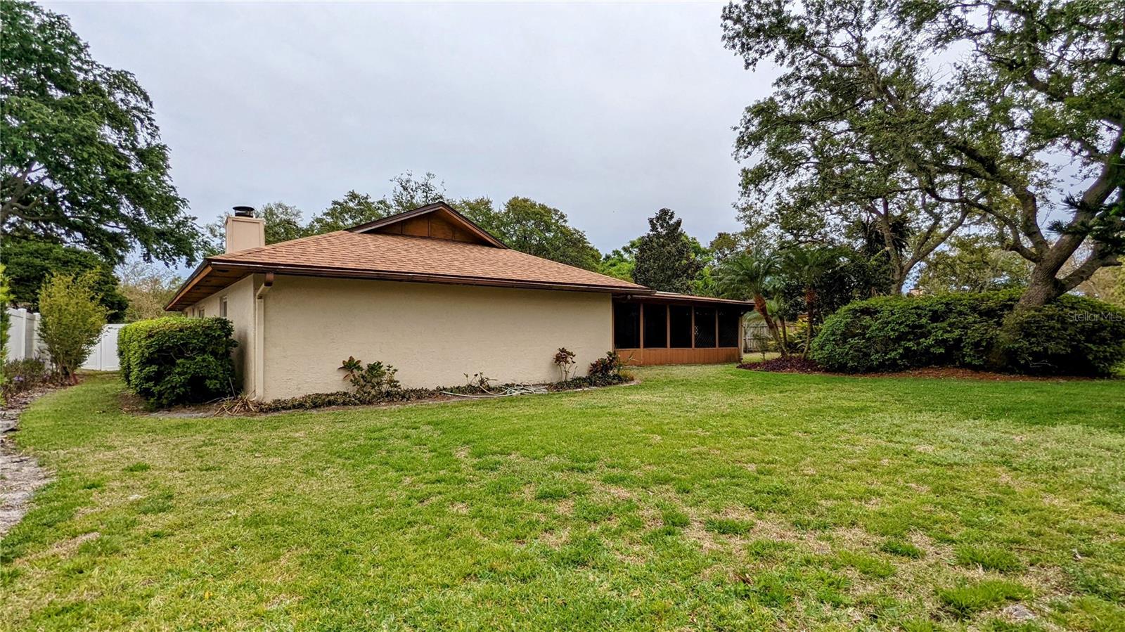 5632 Pitch Pine Dr