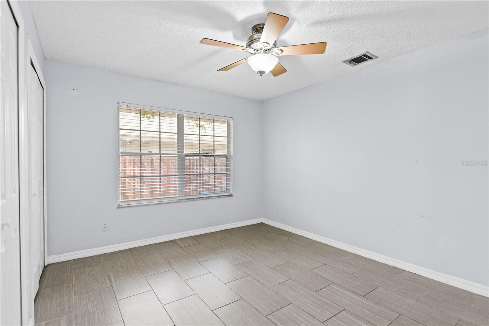 7644 Pointview Cir