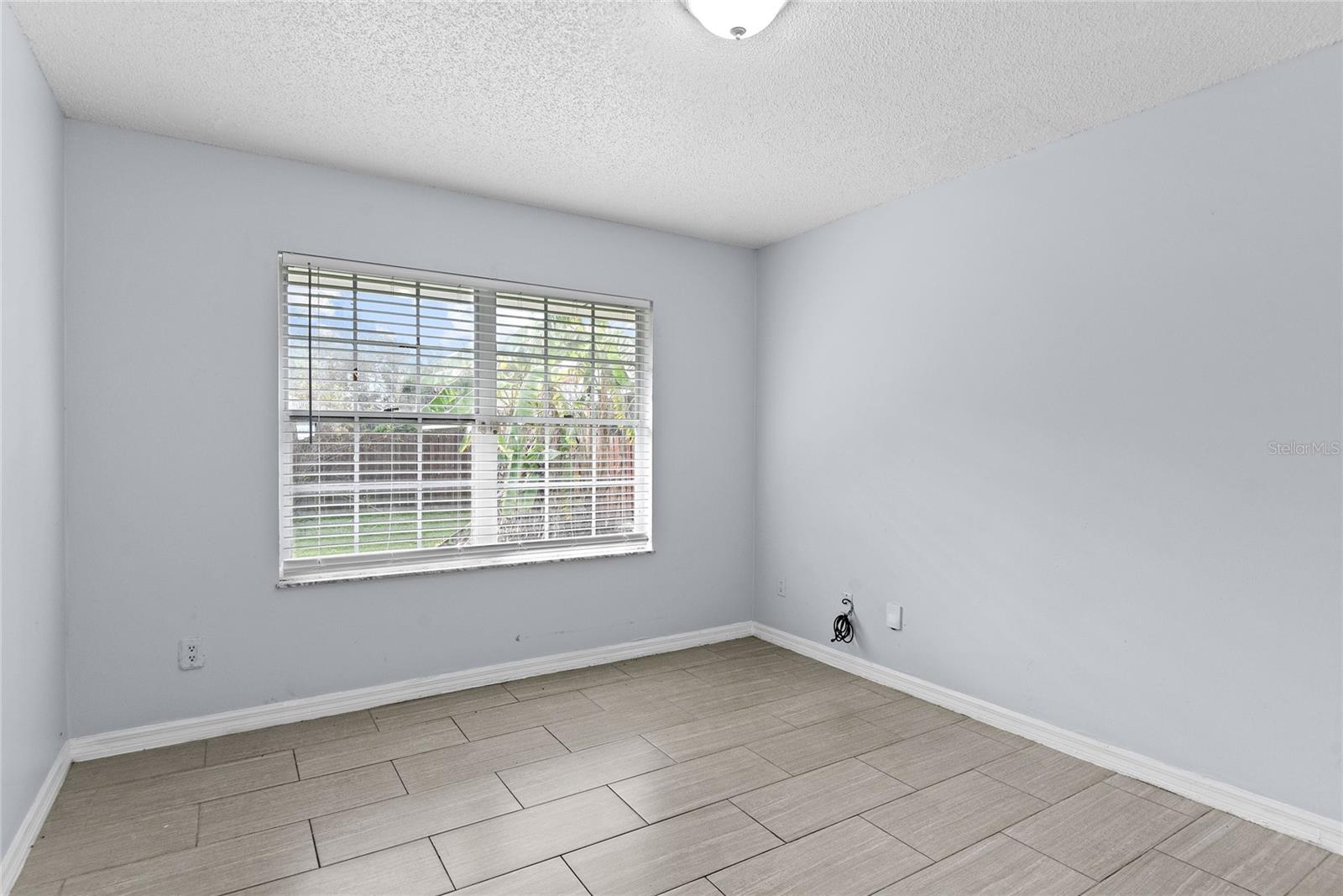 7644 Pointview Cir