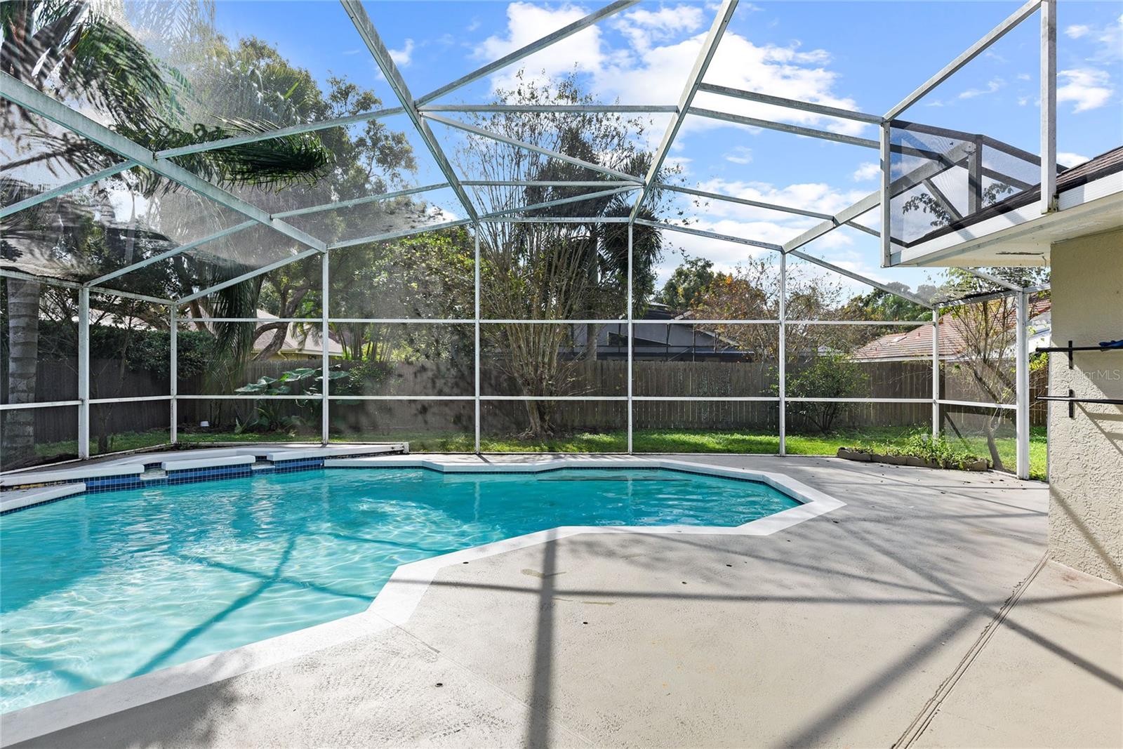 7644 Pointview Cir