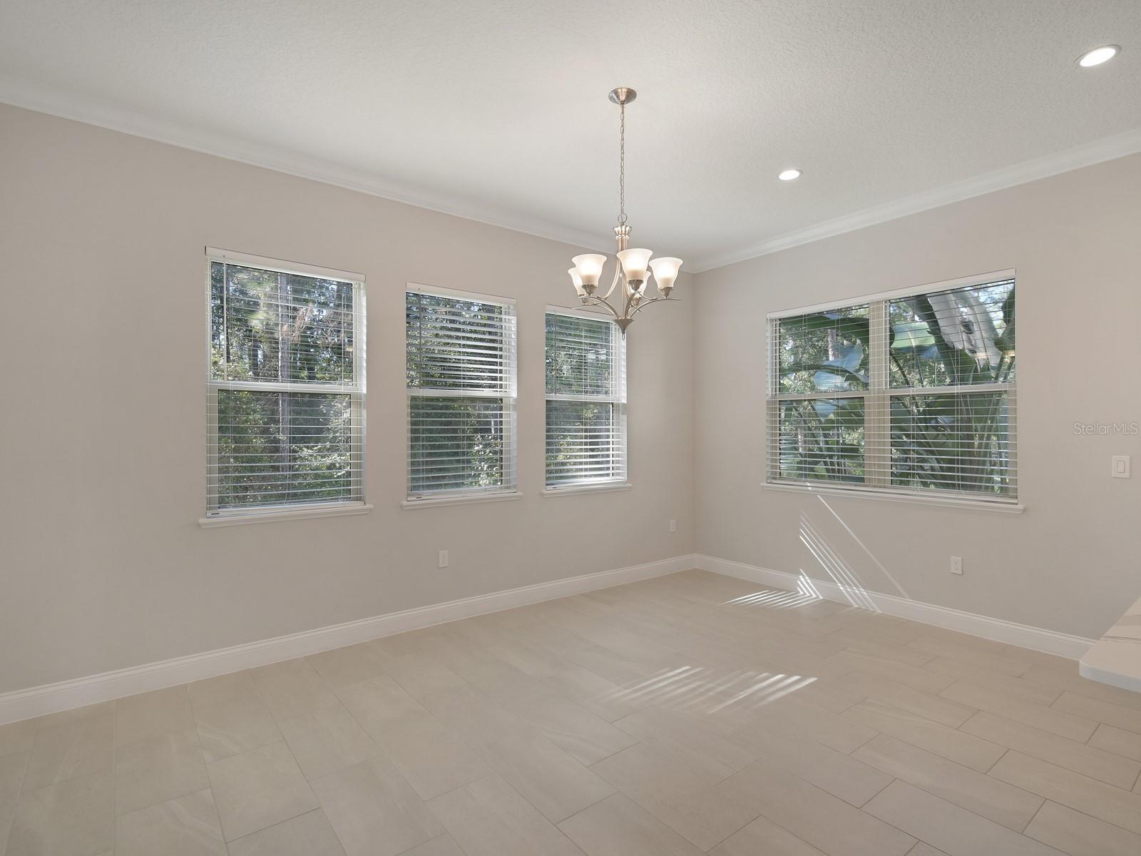 10158 Royal Island Ct