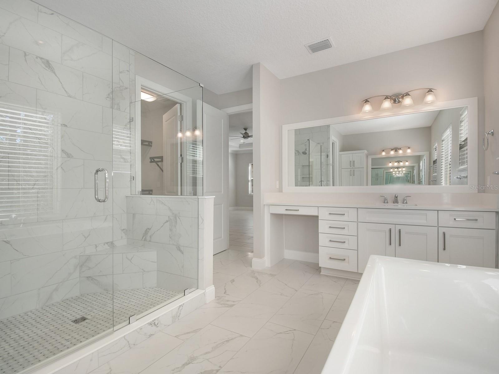 10158 Royal Island Ct