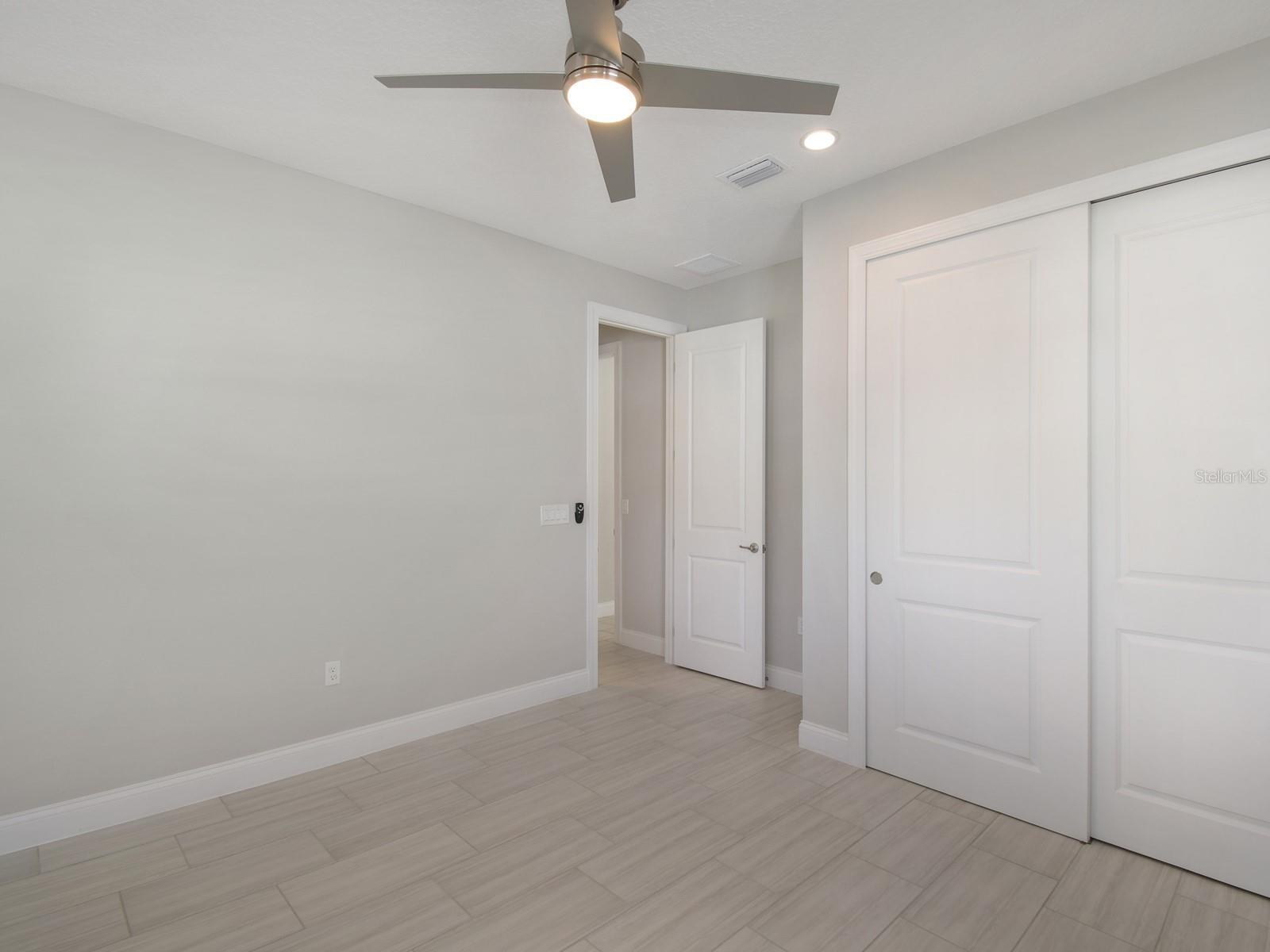 10158 Royal Island Ct