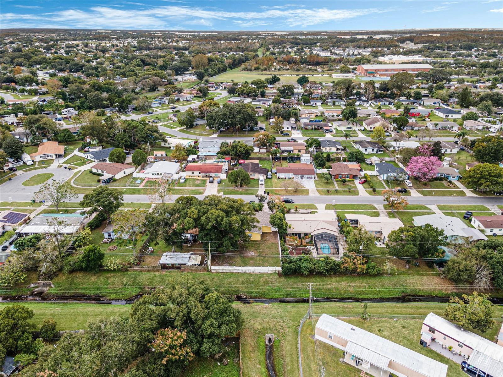 7805 Acadian Dr