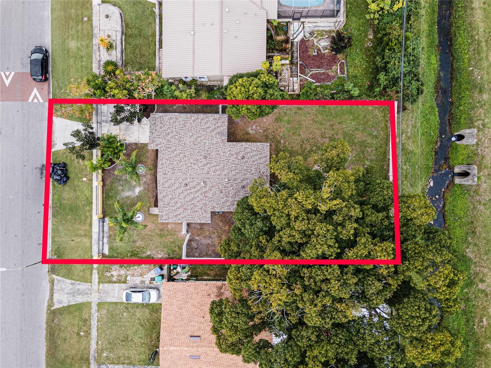 7805 Acadian Dr